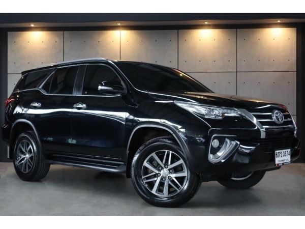 2017 Toyota Fortuner 2.4 V SUV AT (ปี 15-18) B3874